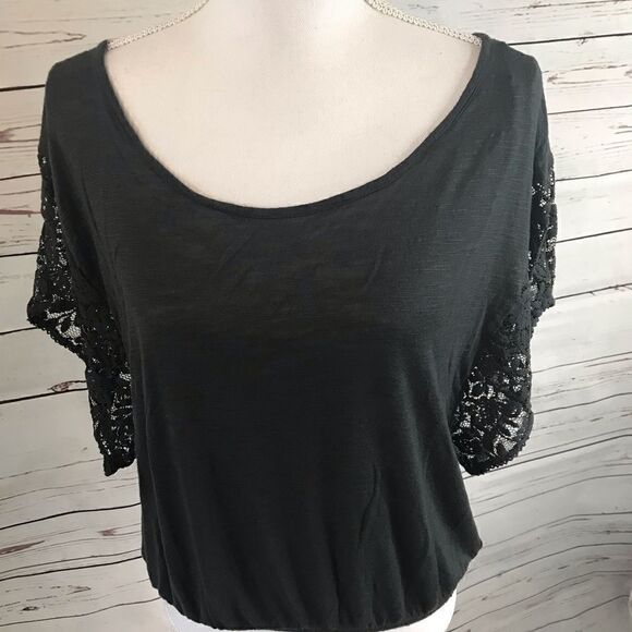 American Eagle Outfitters Women Lace Batwing shirt - Picture 6 of 6